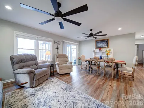 22 Garden Spot Lane Camden SC 29020