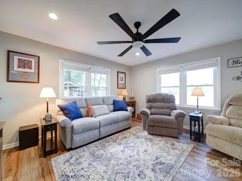 22 Garden Spot Lane Camden SC 29020