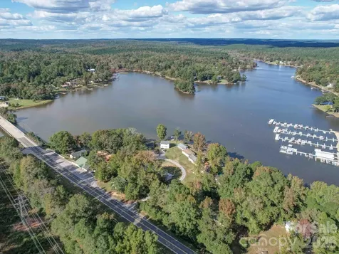 22 Garden Spot Lane Camden SC 29020