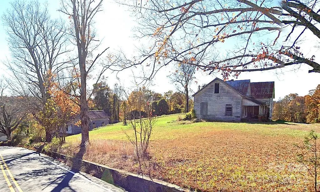 4246 Henry River Road Hickory NC 28602