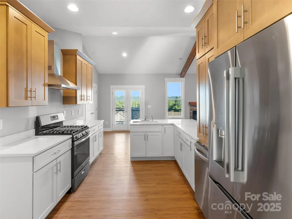 2637 Bowden Lane Hendersonville NC 28792