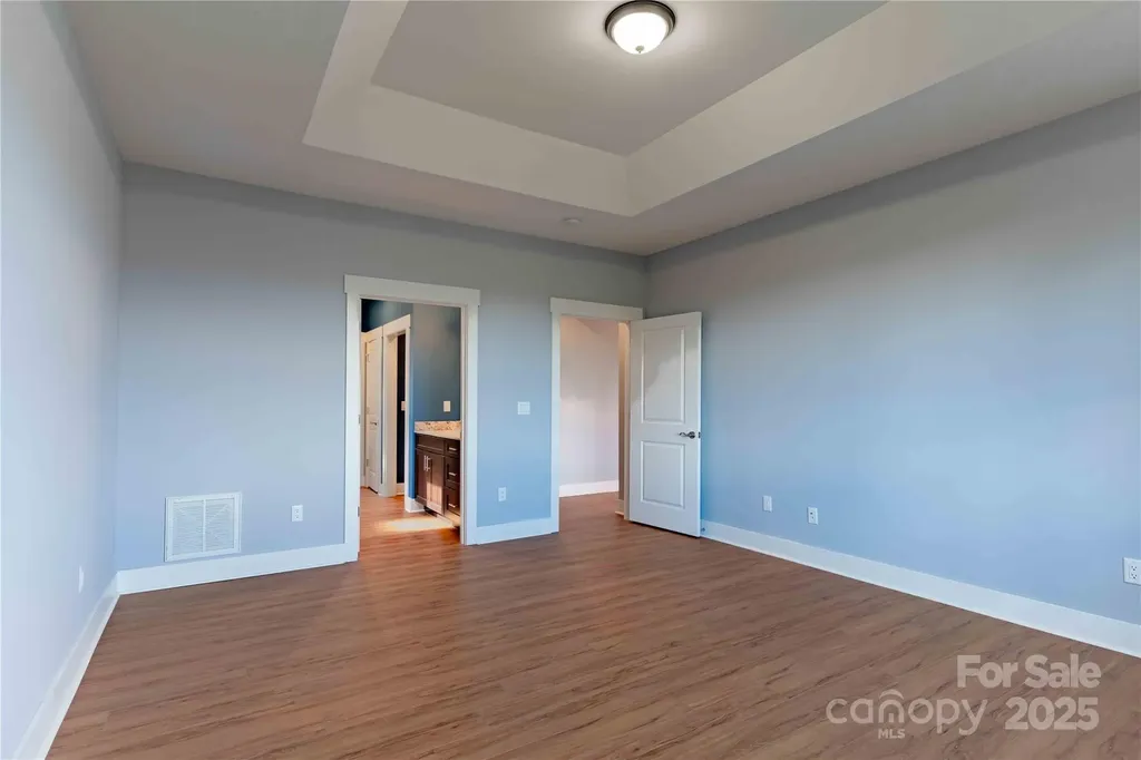 2637 Bowden Lane Hendersonville NC 28792