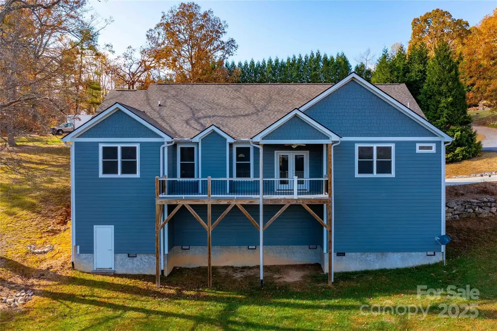 2637 Bowden Lane Hendersonville NC 28792