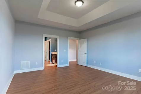 2637 Bowden Lane Hendersonville NC 28792