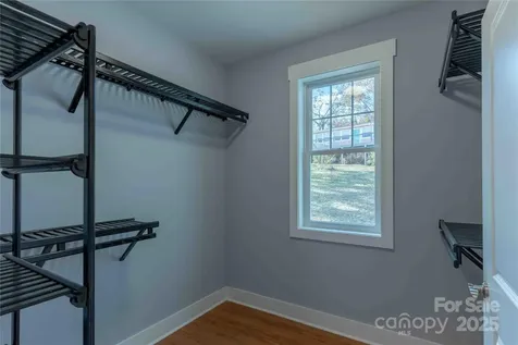 2637 Bowden Lane Hendersonville NC 28792