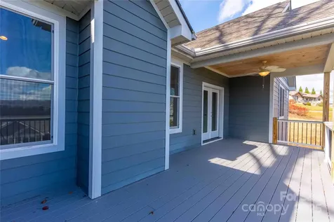 2637 Bowden Lane Hendersonville NC 28792