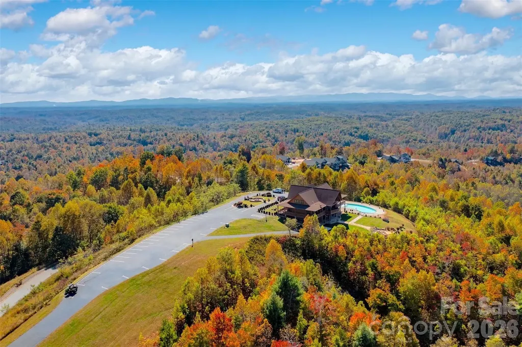 6.09 Acres, Lot 136/137 Johns Ridge Parkway Lenoir NC 28645
