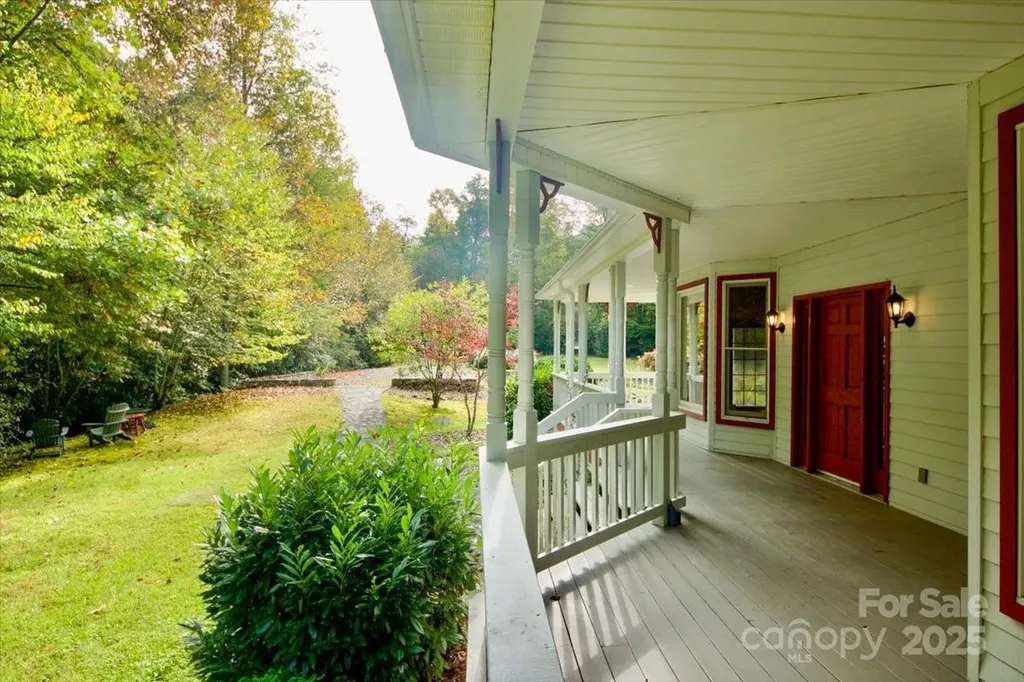 5580 Greenville Highway Brevard NC 28712