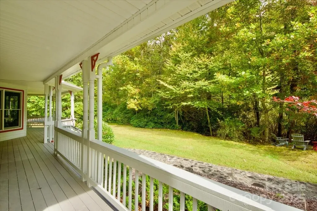 5580 Greenville Highway Brevard NC 28712