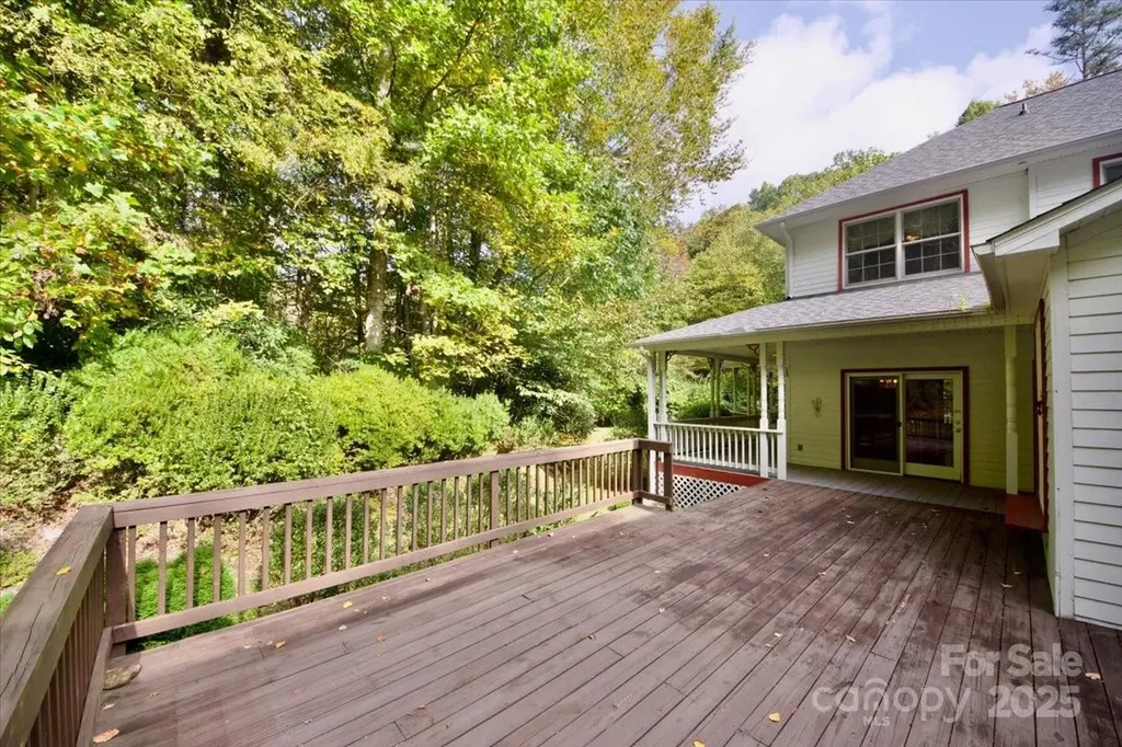 5580 Greenville Highway Brevard NC 28712