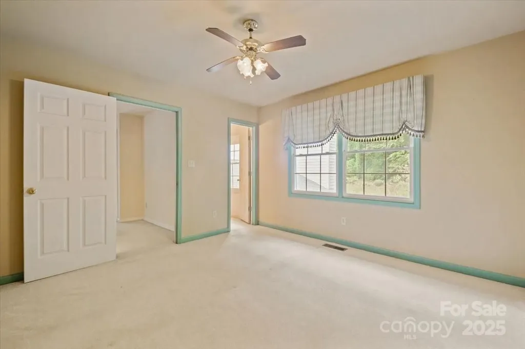 5580 Greenville Highway Brevard NC 28712