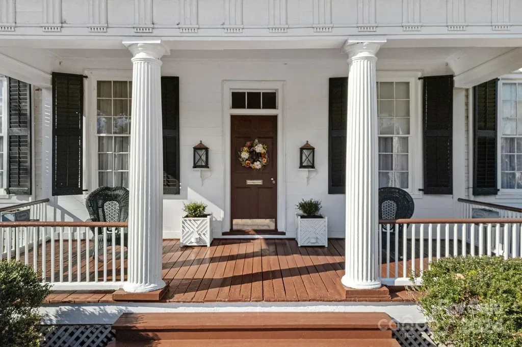 104 Leslie Loop Mooresville NC 28115