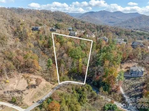 66 Hawtree Court Weaverville NC 28787