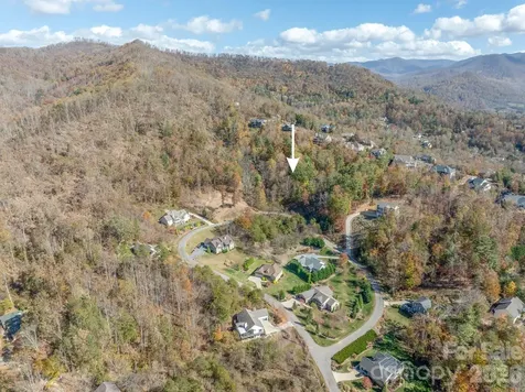66 Hawtree Court Weaverville NC 28787