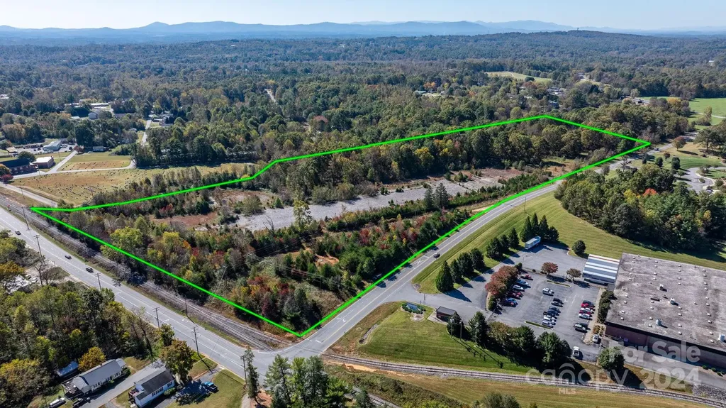 290 Pleasant Hill Road Hudson NC 28638