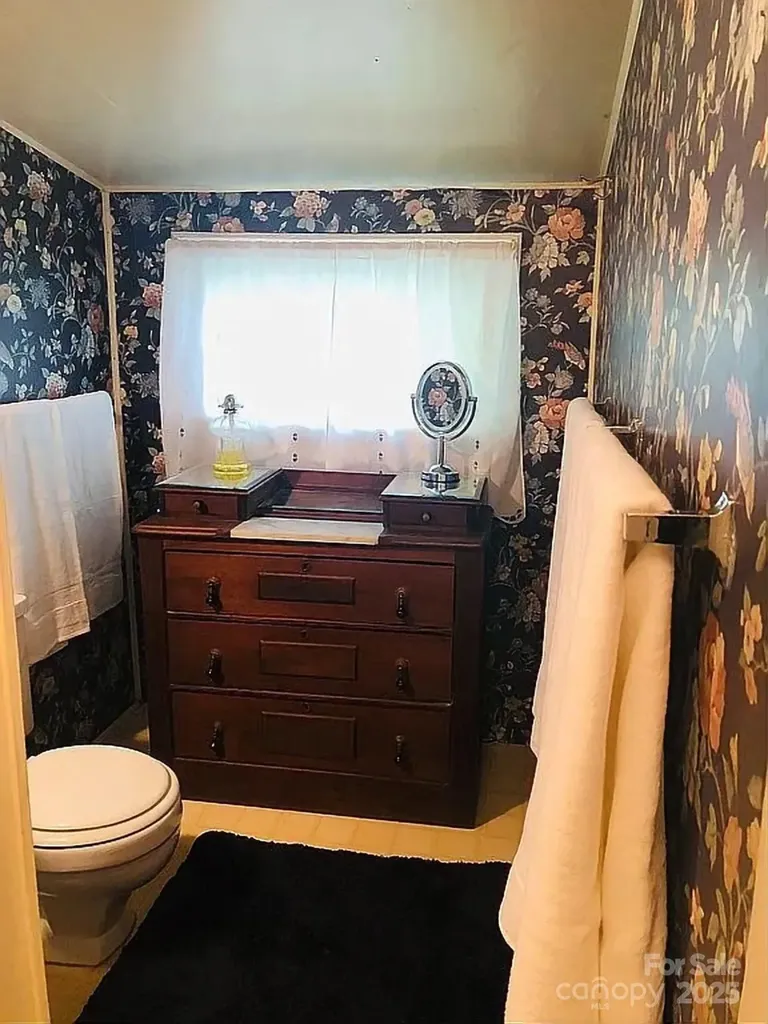 115 S Pearl Street Troy NC 27371