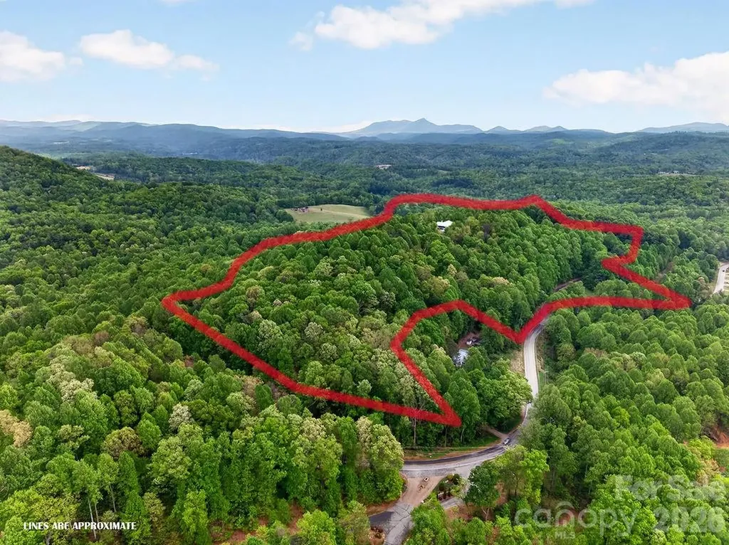 5481 Greenville Highway Zirconia NC 28790