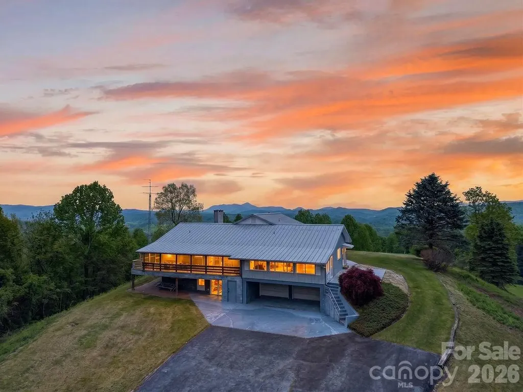 5481 Greenville Highway Zirconia NC 28790