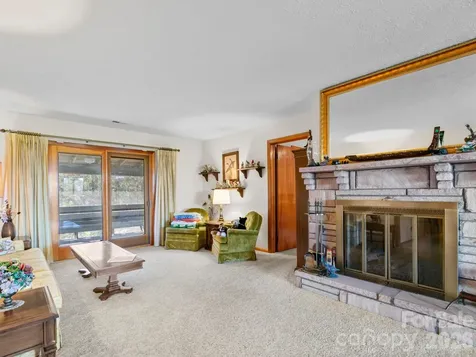 5481 Greenville Highway Zirconia NC 28790
