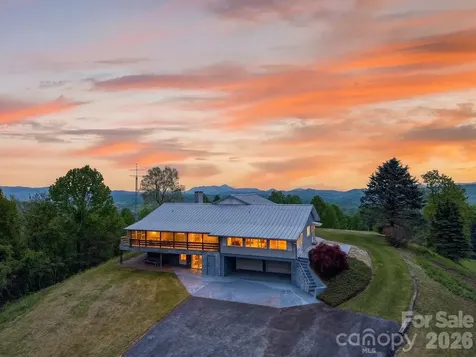 5481 Greenville Highway Zirconia NC 28790