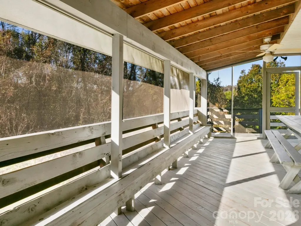5481 Greenville Highway Zirconia NC 28790