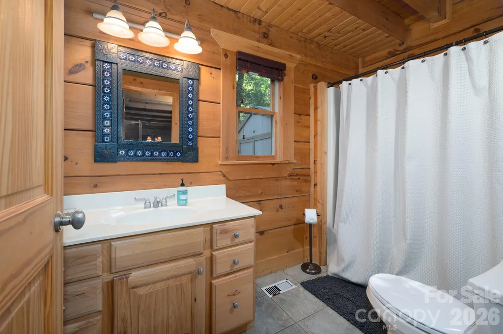 117 Laurel Lakes Parkway Lake Lure NC 28746