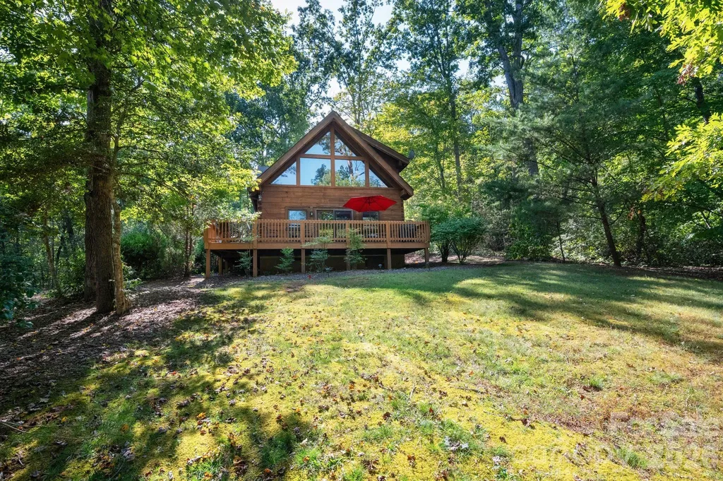 117 Laurel Lakes Parkway Lake Lure NC 28746