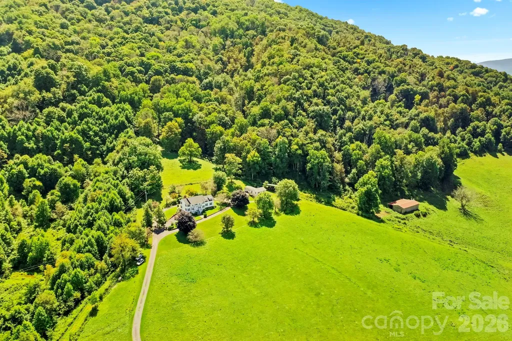 840 Ed Williams Road Zionville NC 28698