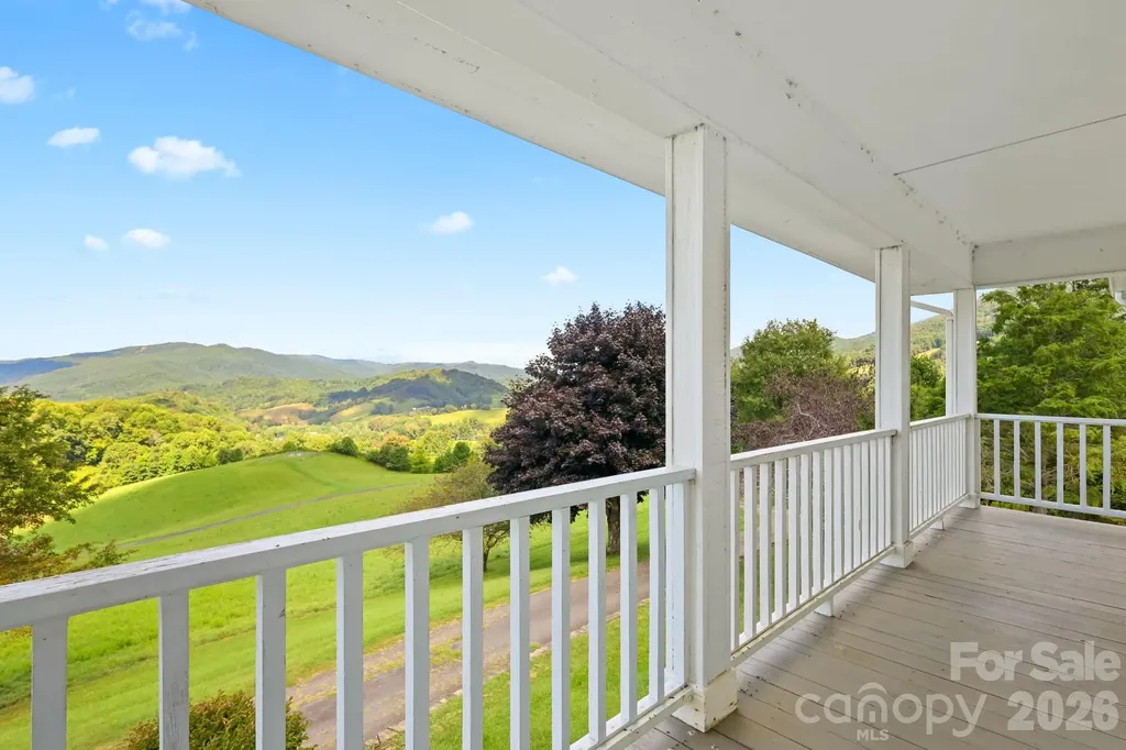 840 Ed Williams Road Zionville NC 28698
