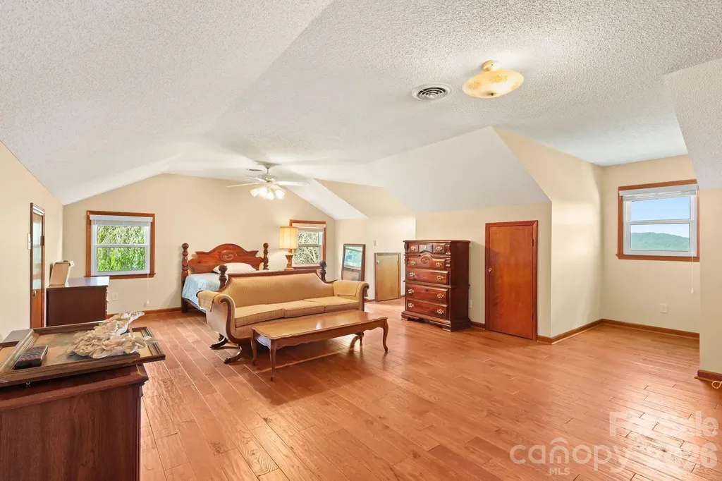 840 Ed Williams Road Zionville NC 28698