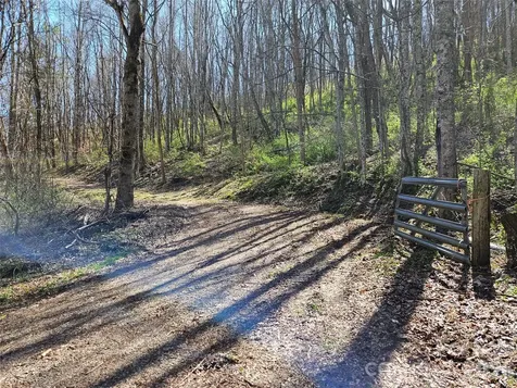 1200 Rocky Knob Road Waynesville NC 28786