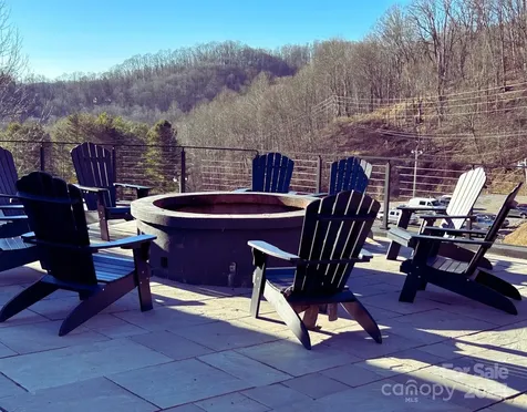 337 Hamlin Lane Mars Hill NC 28754