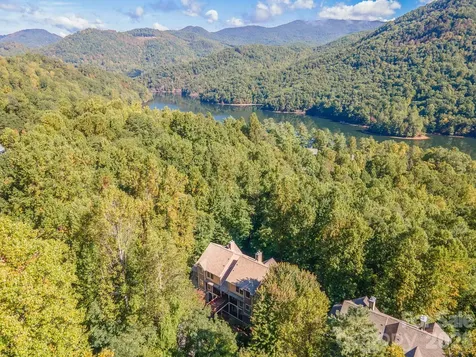 150-2 Saddle Notch Lane Tuckasegee NC 28783