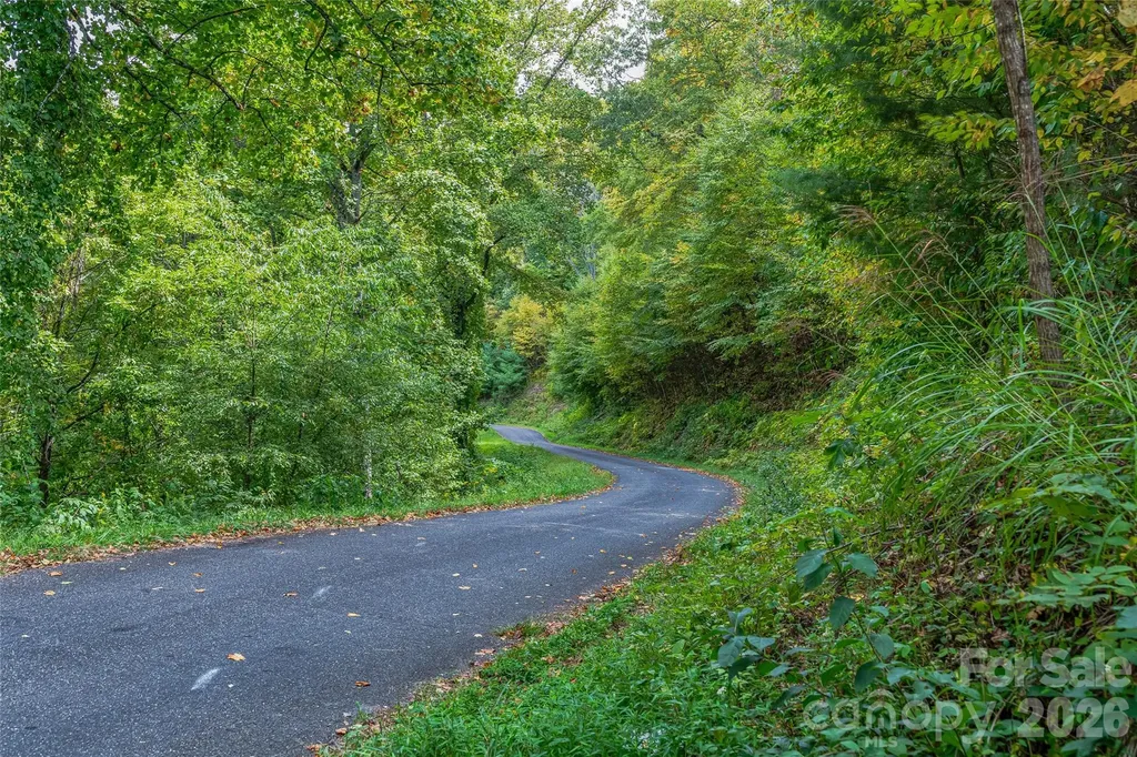 1380 Seven Glens Drive Weaverville NC 28787