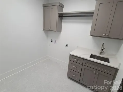444 19th Avenue Circle NW Hickory NC 28601