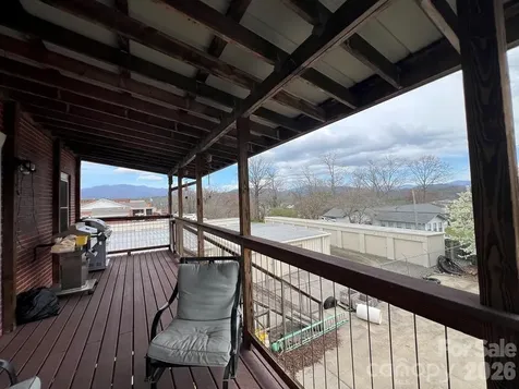 6 Sanderson Street Hayesville NC 28904