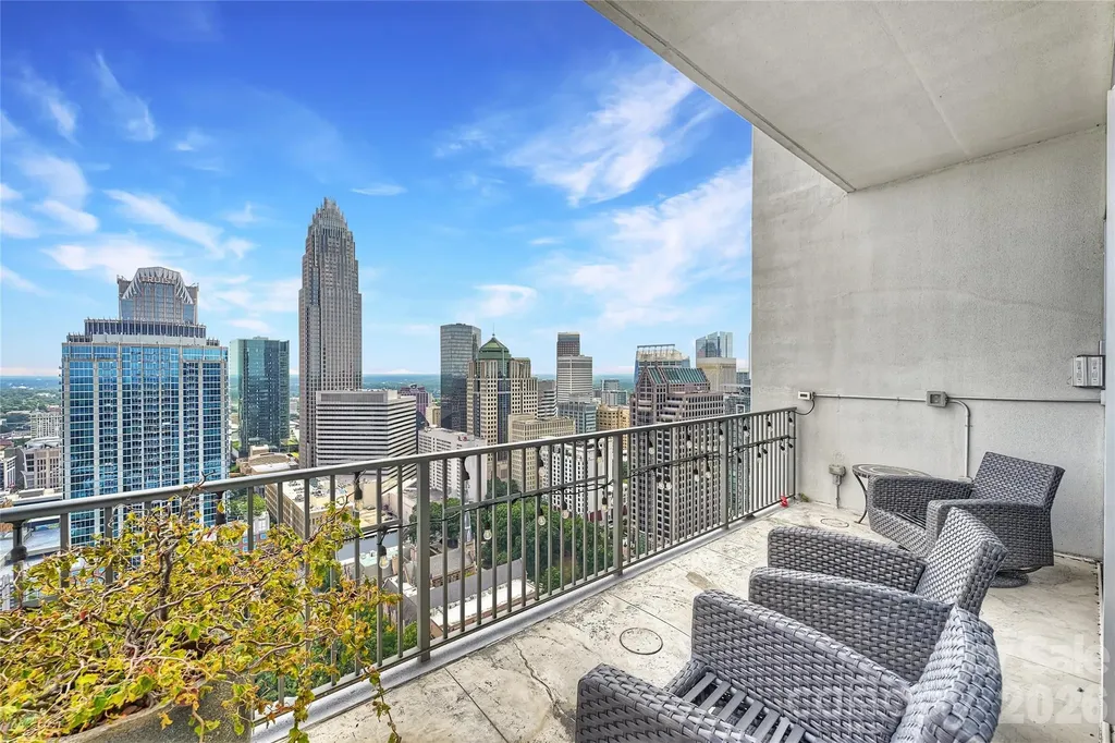 215 N Pine Street Charlotte NC 28202