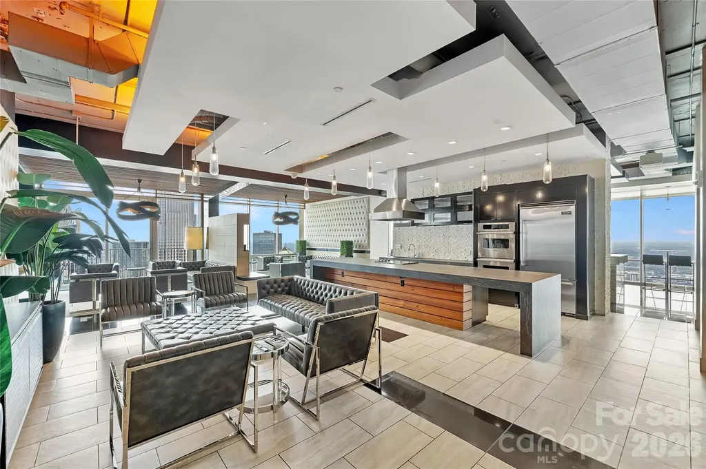 215 N Pine Street Charlotte NC 28202