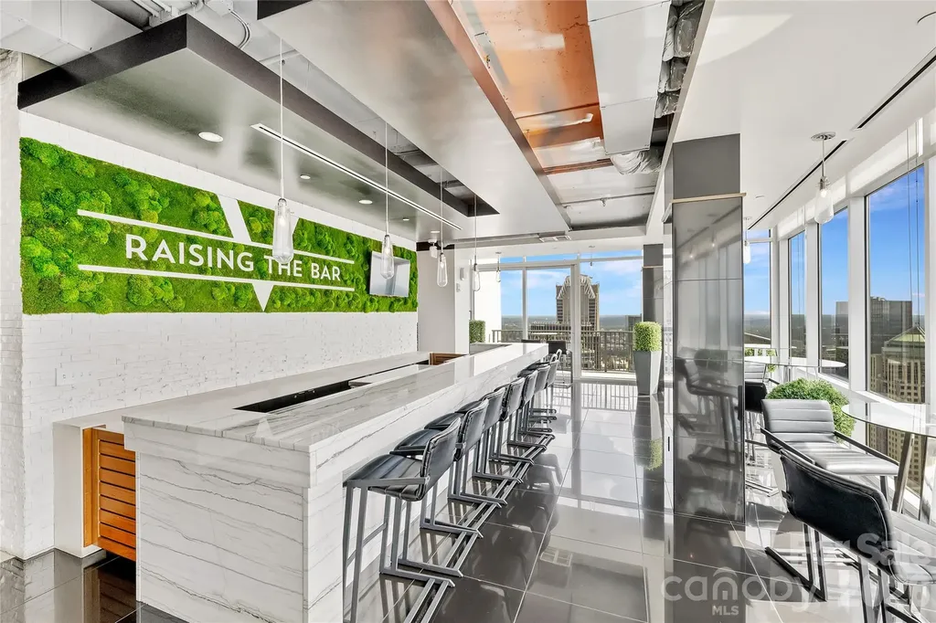 215 N Pine Street Charlotte NC 28202