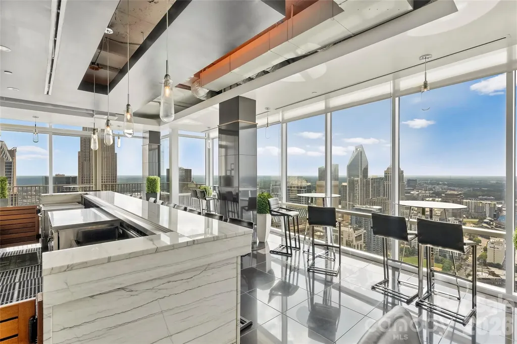 215 N Pine Street Charlotte NC 28202