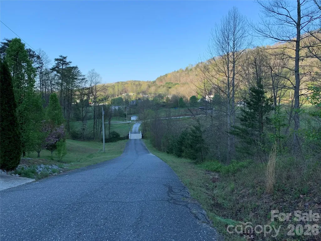 0 Crossings Drive S Marion NC 28752
