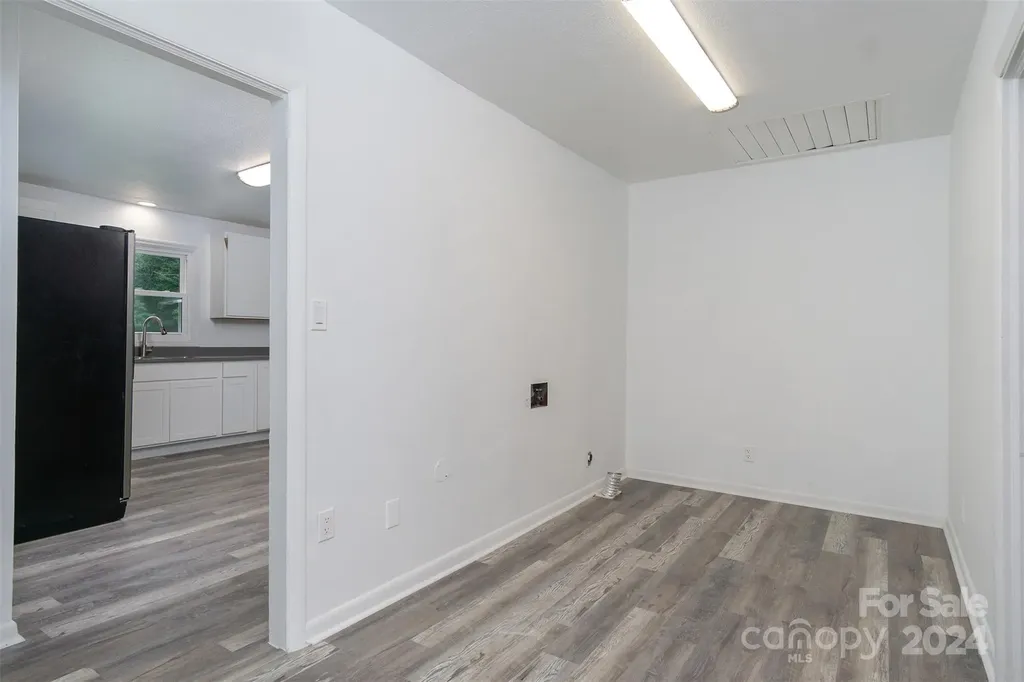 468 Deer Park Lake Road Spruce Pine NC 28777
