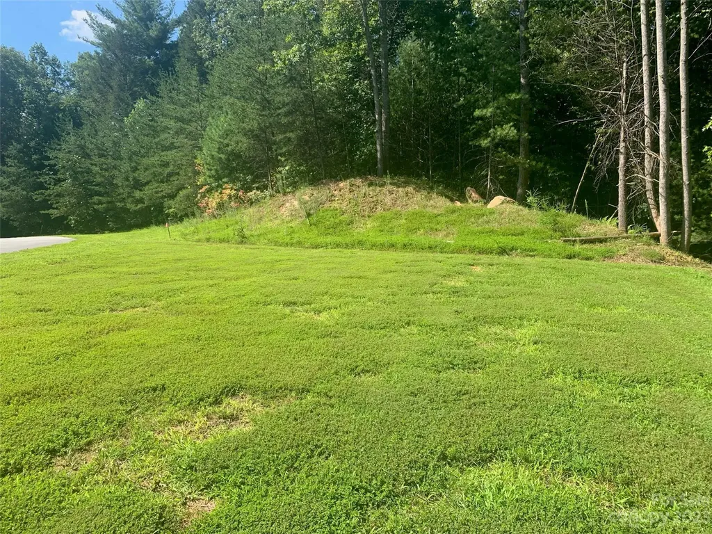 3.32 Acres Lot 74 Round Mountain Parkway Lenoir NC 28645