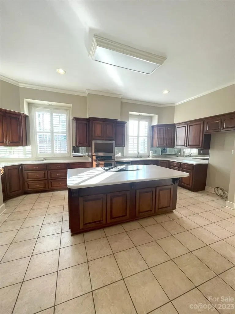 620 N 9th Street Albemarle NC 28001