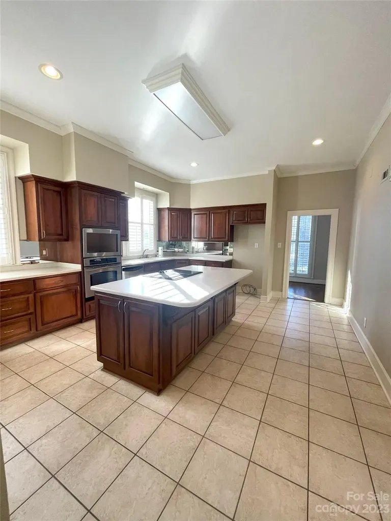 620 N 9th Street Albemarle NC 28001
