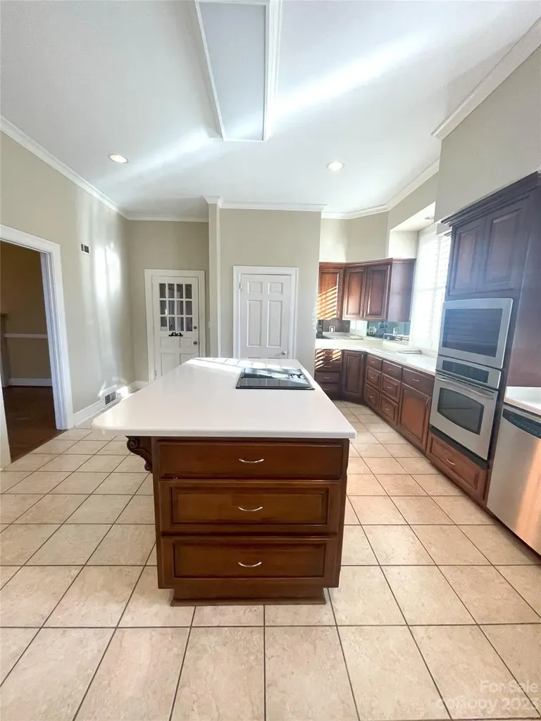 620 N 9th Street Albemarle NC 28001