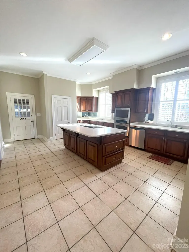 620 N 9th Street Albemarle NC 28001