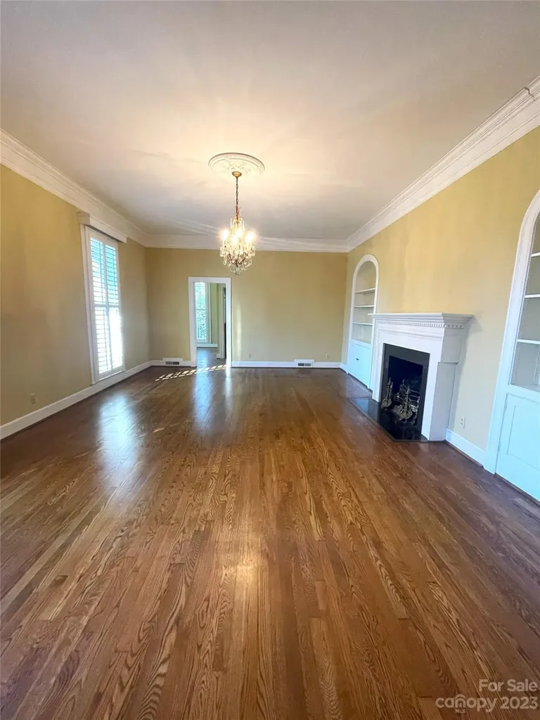 620 N 9th Street Albemarle NC 28001
