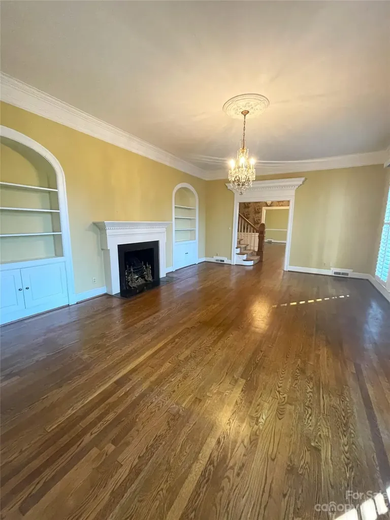 620 N 9th Street Albemarle NC 28001
