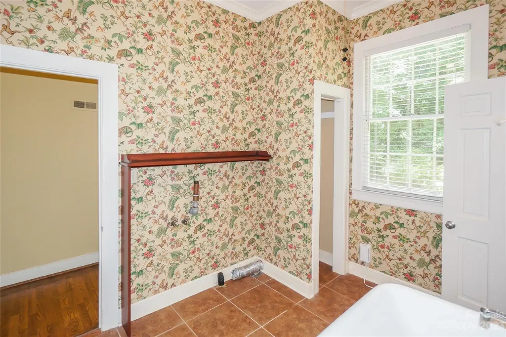 620 N 9th Street Albemarle NC 28001